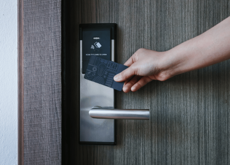 Mechanical-vs.-Electronic-Locking-Systems